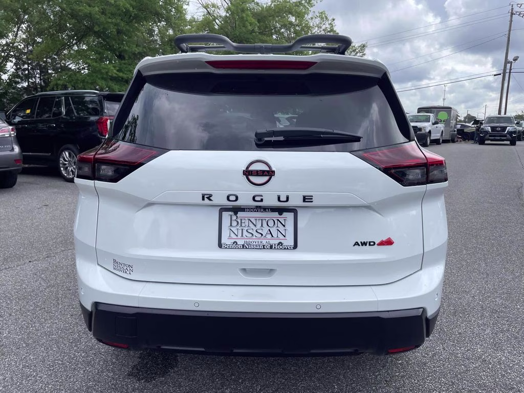 2026 Everest White Pearl Tricoat Nissan Rogue Rock Creek AWD SUV