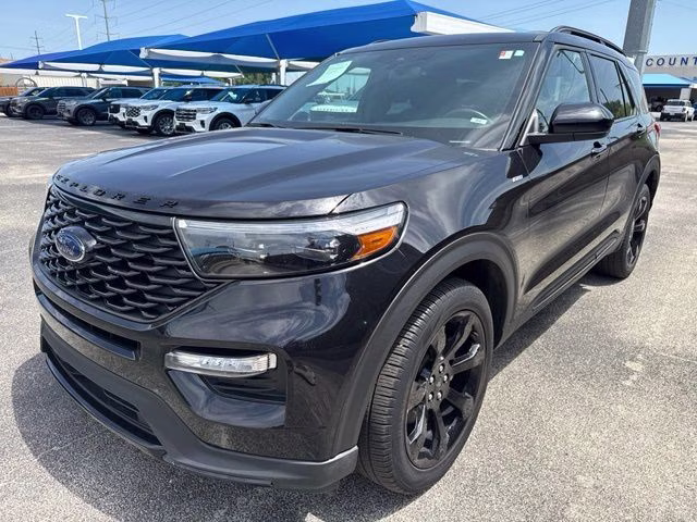 2024 Black Metallic Ford Explorer ST-Line 4X4 SUV