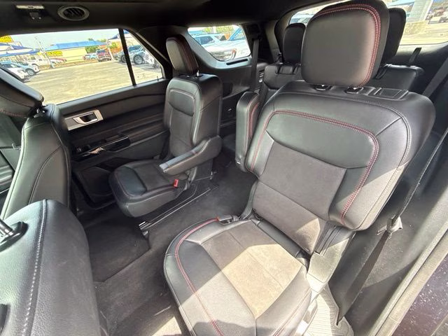 2024 Black Metallic Ford Explorer ST-Line 4X4 SUV