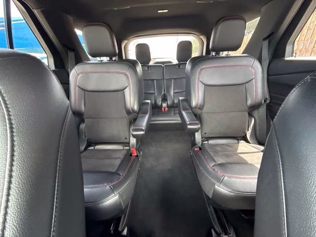 2024 Black Metallic Ford Explorer ST-Line 4X4 SUV
