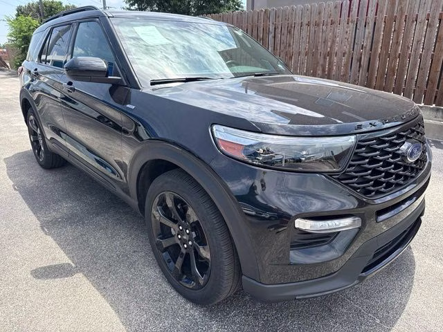 2024 Black Metallic Ford Explorer ST-Line 4X4 SUV