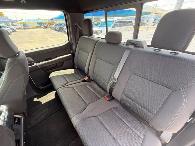 2024 Oxford White Ford F-150 XLT 4X4 Truck