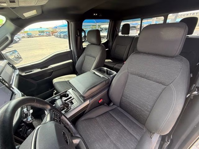 2024 Oxford White Ford F-150 XLT 4X4 Truck