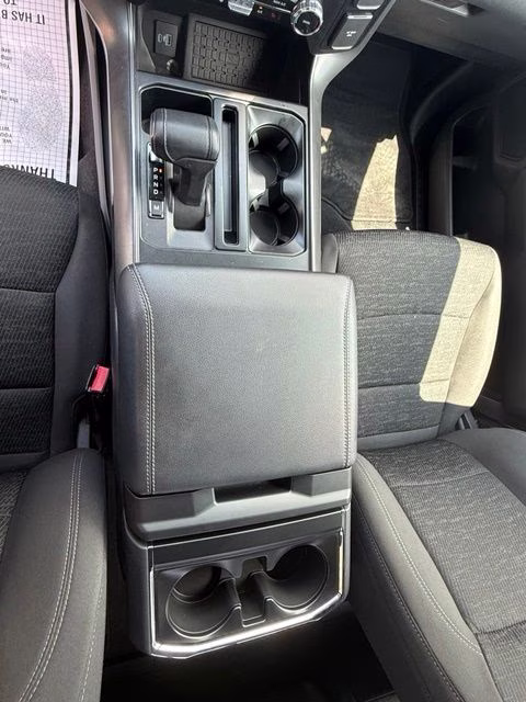 2024 Oxford White Ford F-150 XLT 4X4 Truck