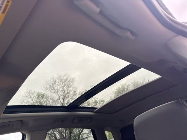 2015 Graphite Metallic Cadillac SRX Luxury AWD SUV