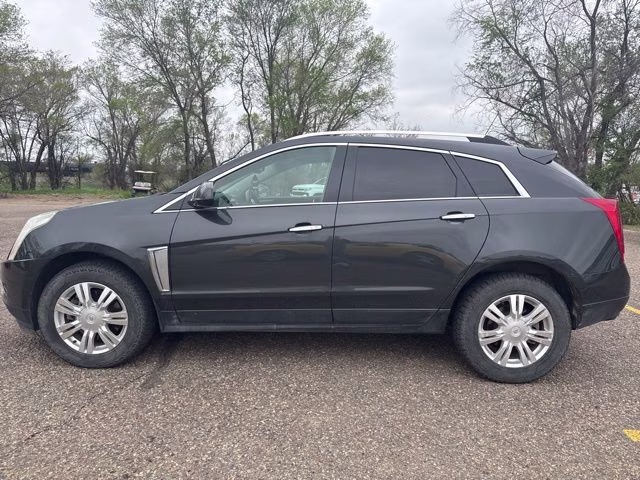2015 Graphite Metallic Cadillac SRX Luxury AWD SUV