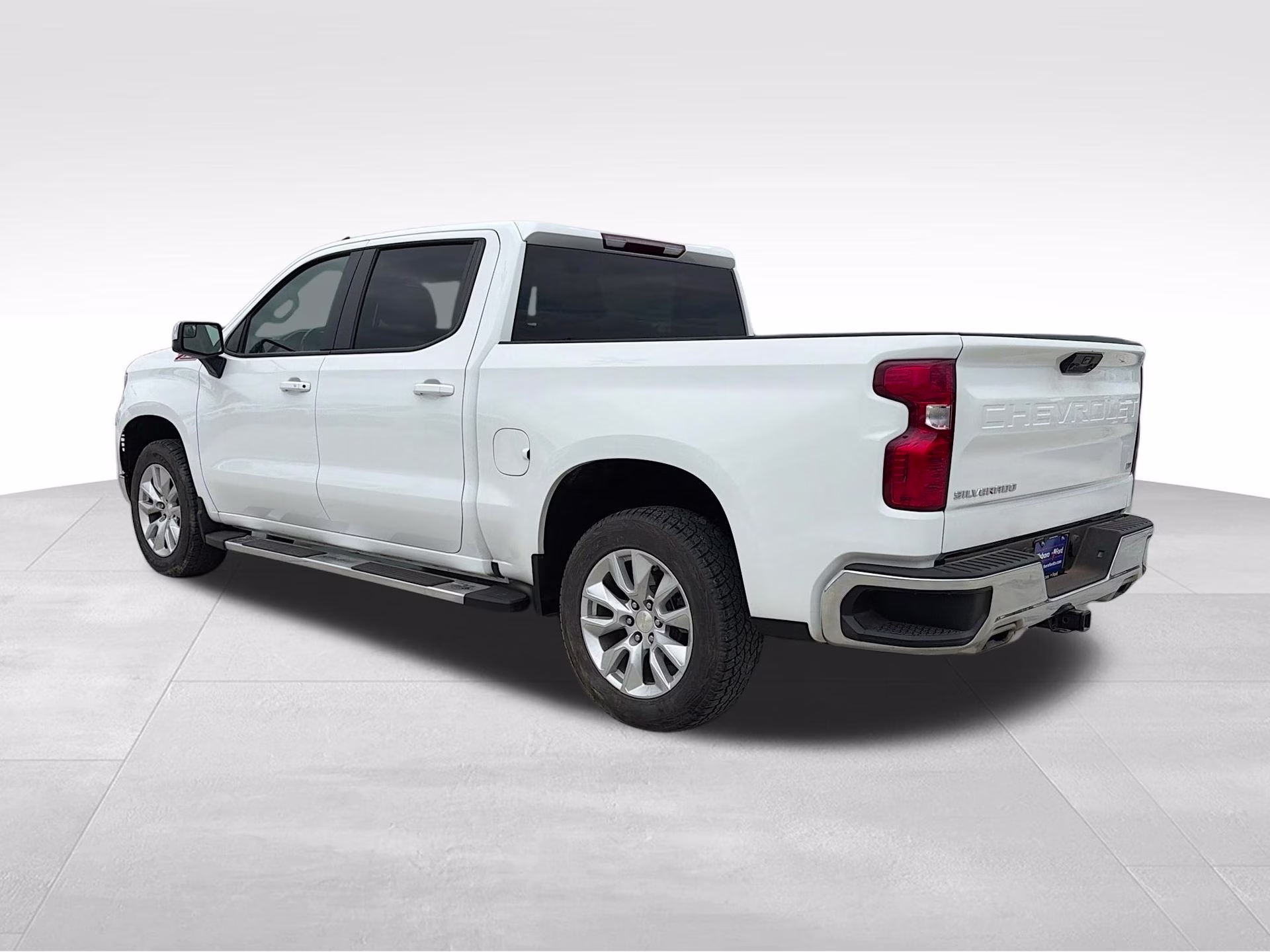 2025 Summit White Chevrolet Silverado 1500 LT 4X4 Truck