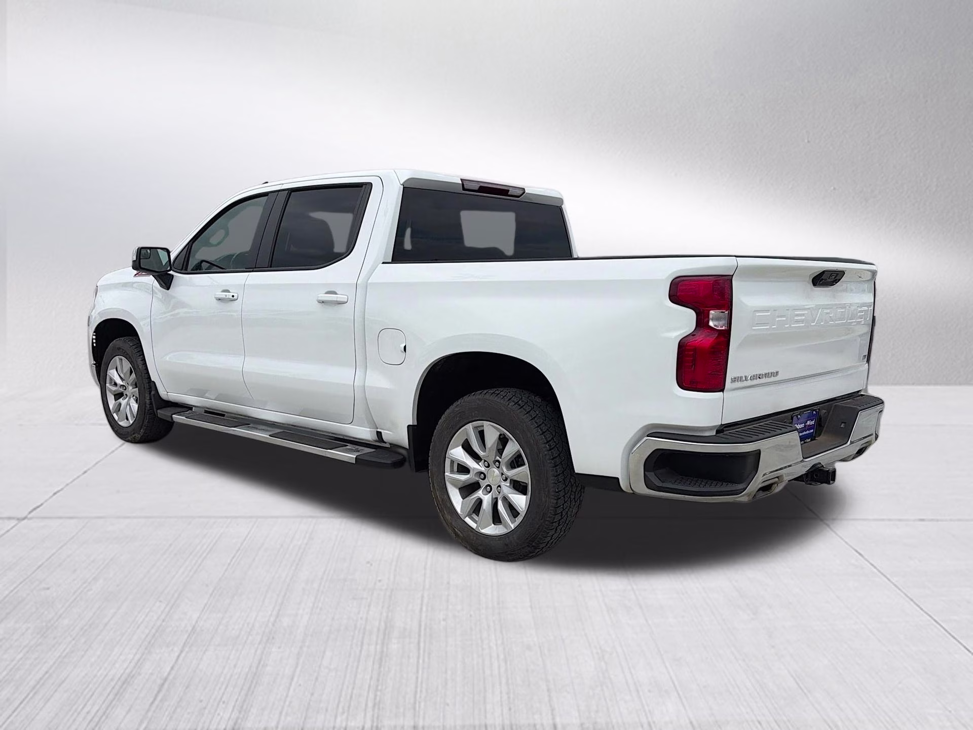 2025 Summit White Chevrolet Silverado 1500 LT 4X4 Truck