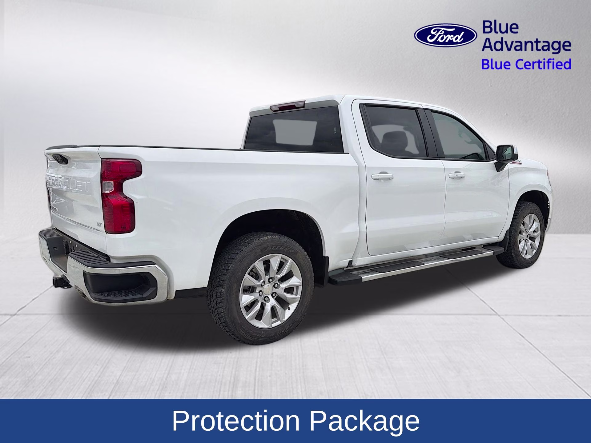 2025 Summit White Chevrolet Silverado 1500 LT 4X4 Truck