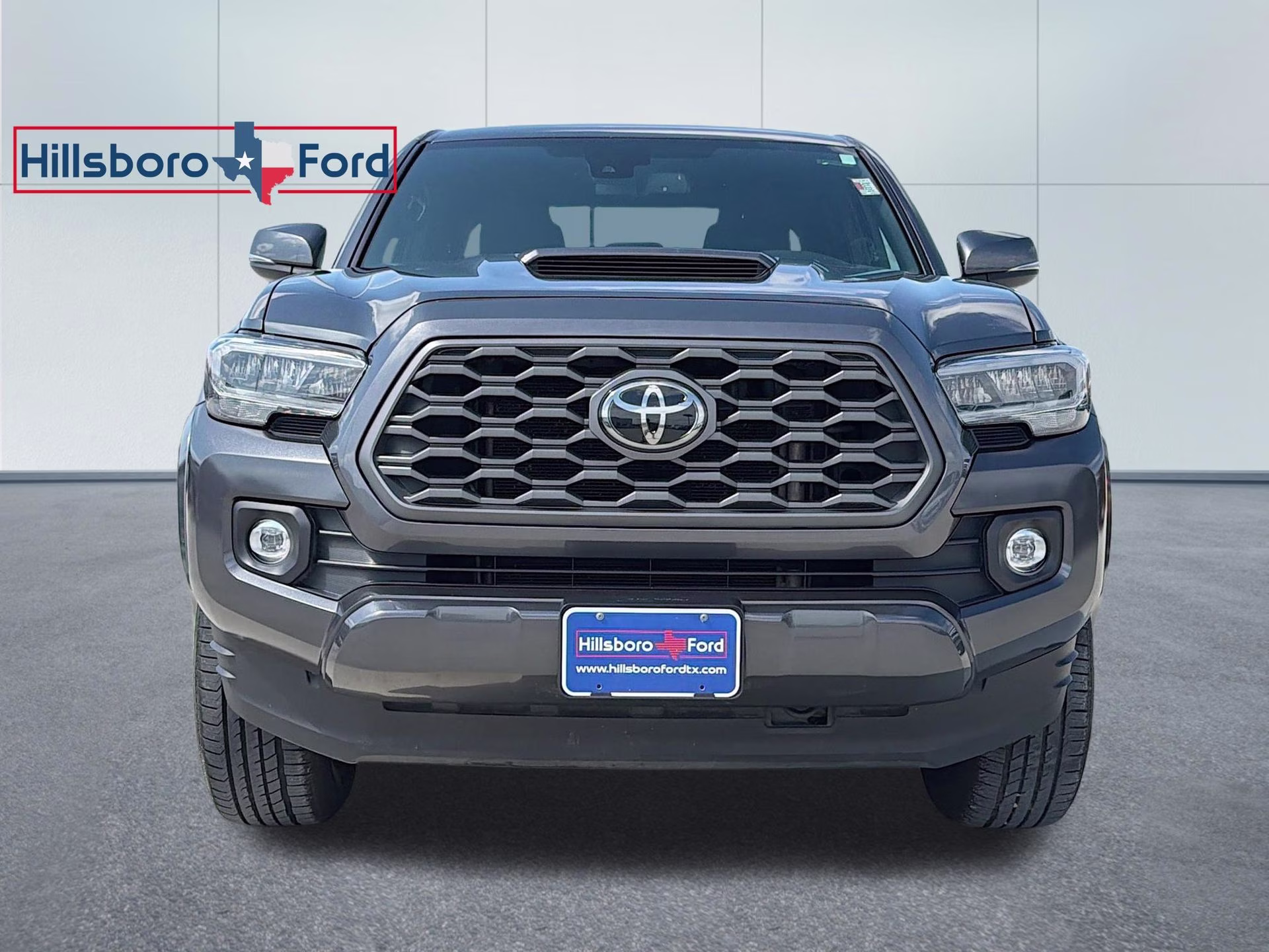 2022 Magnetic Gray Metallic Toyota Tacoma TRD Sport RWD Truck