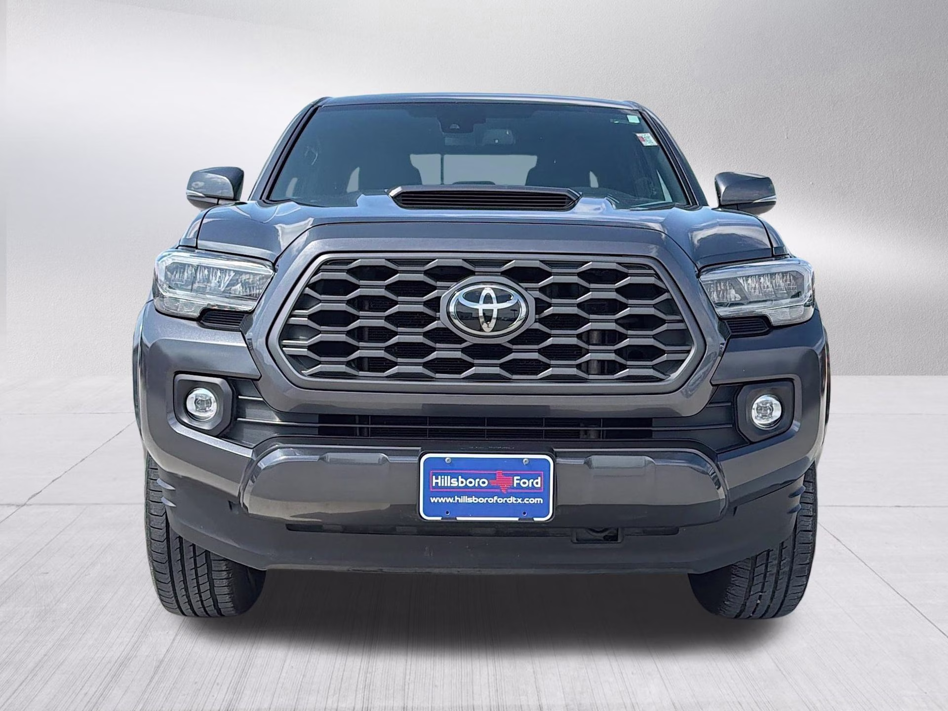 2022 Magnetic Gray Metallic Toyota Tacoma TRD Sport RWD Truck