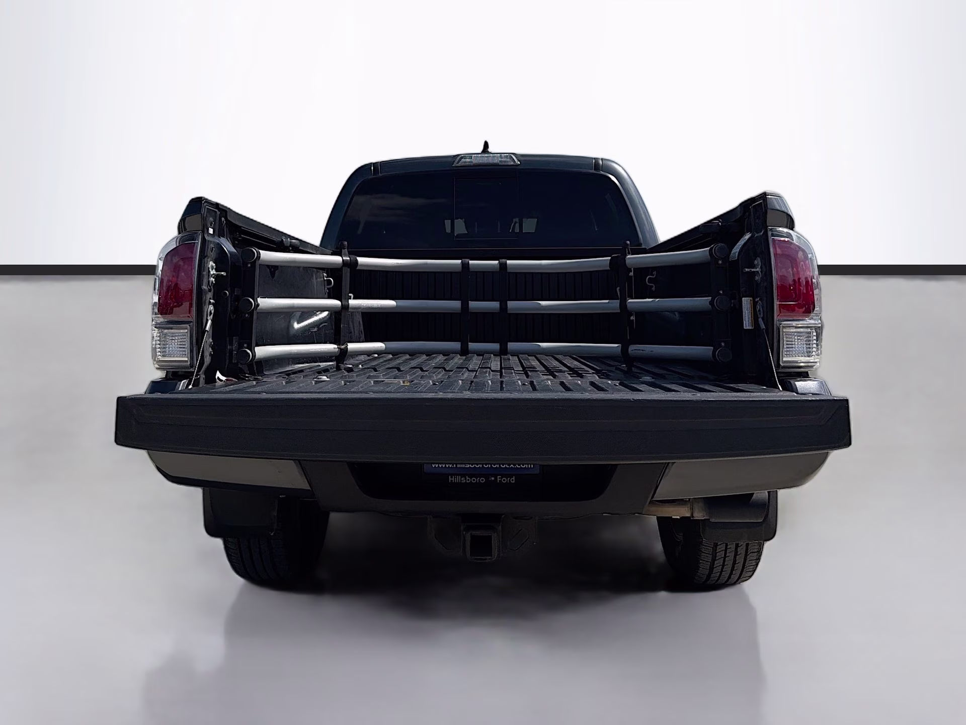 2022 Magnetic Gray Metallic Toyota Tacoma TRD Sport RWD Truck
