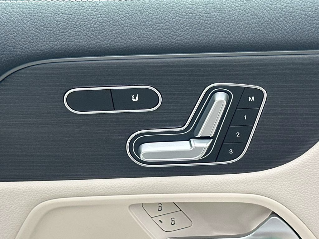 2026 White Mercedes-Benz GLA GLA 250 AWD SUV