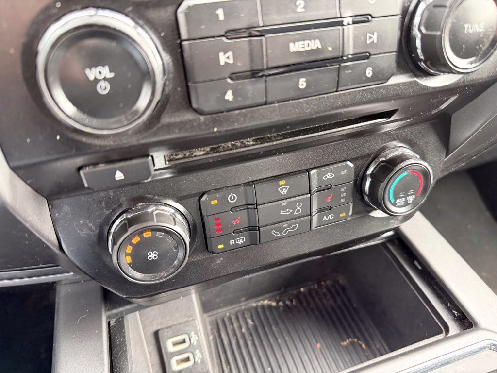 2018 Magnetic Ford F-150 XLT 4X4 Truck