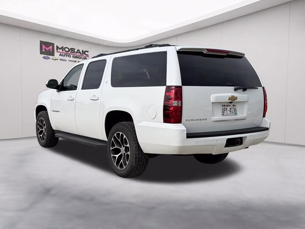 2014 Summit White Chevrolet Suburban 1500 LT 4X4 SUV