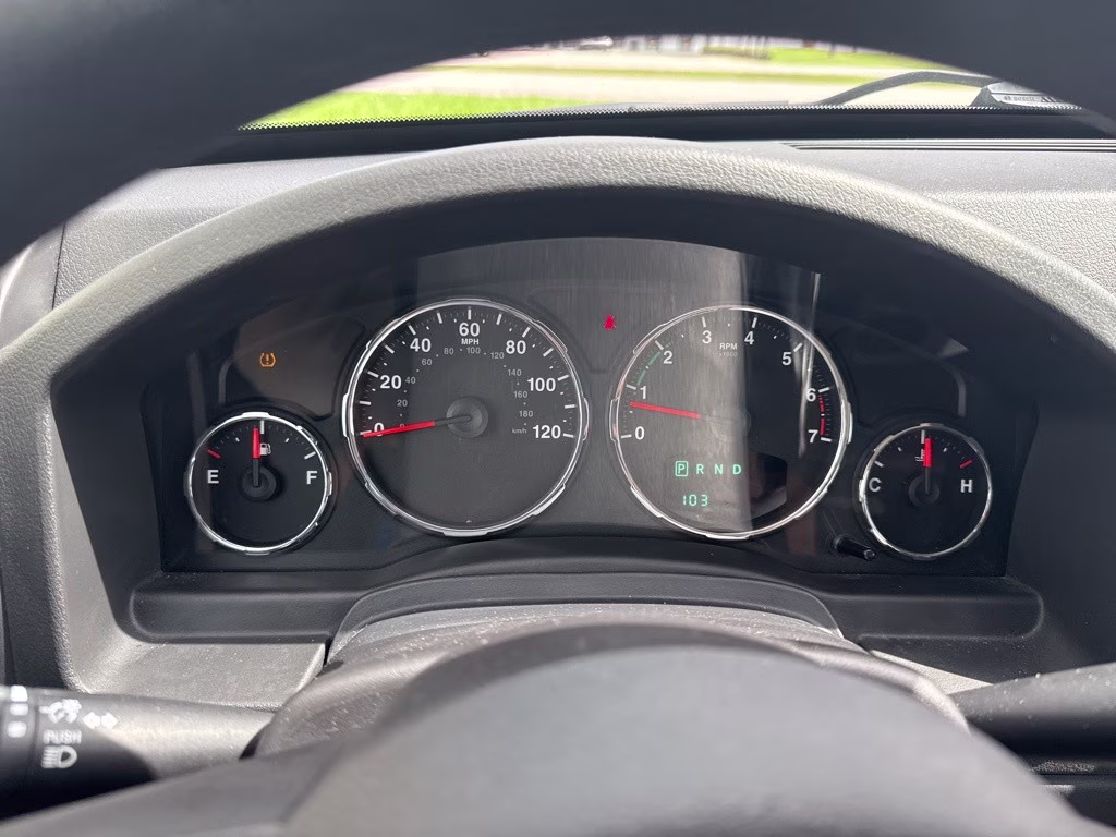 2012 Bright White Clearcoat Jeep Liberty Sport 4X4 SUV