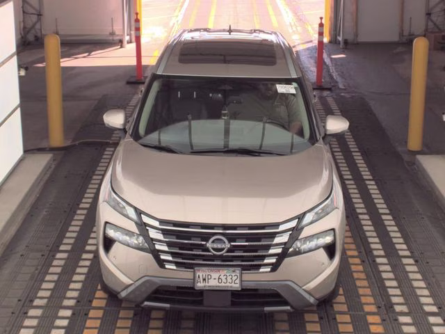 2024 Champagne Silver Metallic Nissan Rogue SL AWD SUV