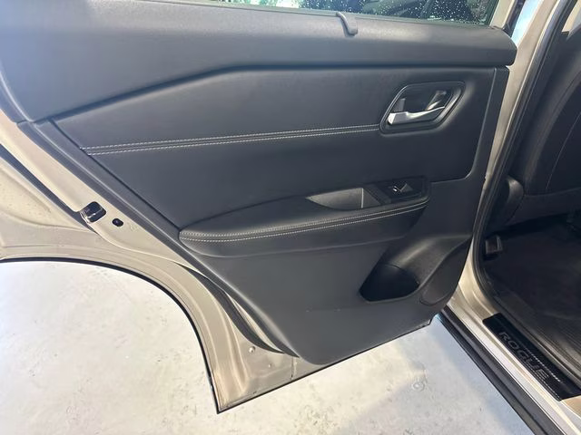 2024 Champagne Silver Metallic Nissan Rogue SL AWD SUV