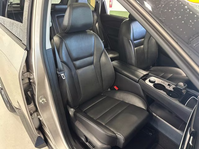 2024 Champagne Silver Metallic Nissan Rogue SL AWD SUV