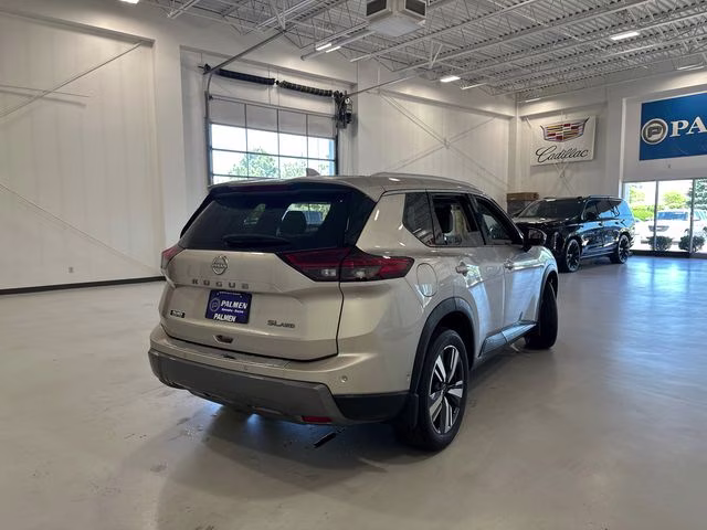 2024 Champagne Silver Metallic Nissan Rogue SL AWD SUV