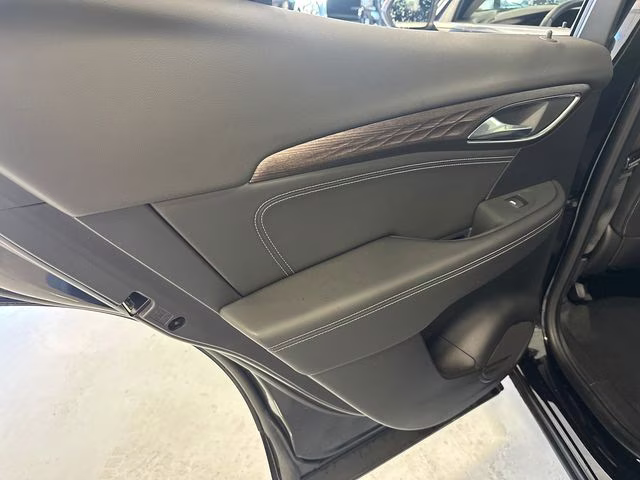 2023 Ebony Twilight Metallic Buick Envision Avenir AWD SUV