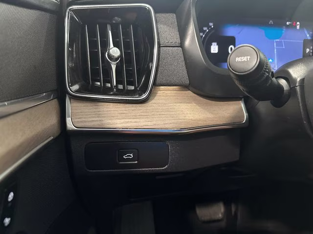 2025 Gray Volvo XC90 B6 Plus 7-Seater AWD SUV