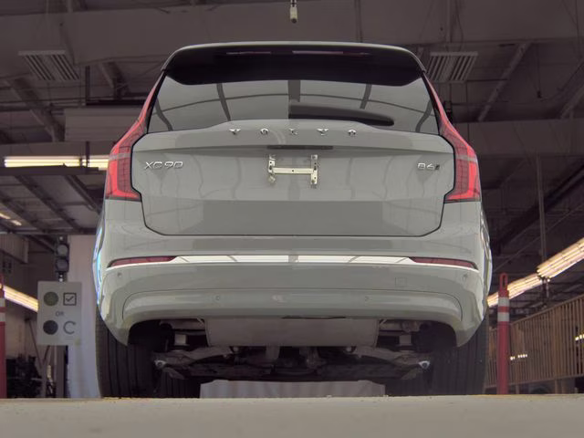 2025 Gray Volvo XC90 B6 Plus 7-Seater AWD SUV
