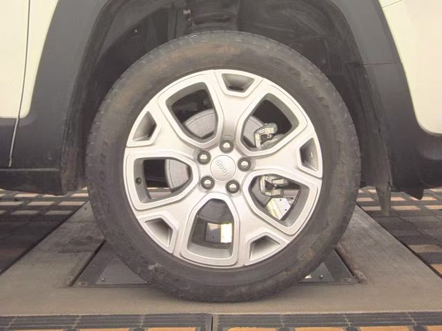 2022 Alpine White Clearcoat Jeep Renegade Limited 4X4 SUV