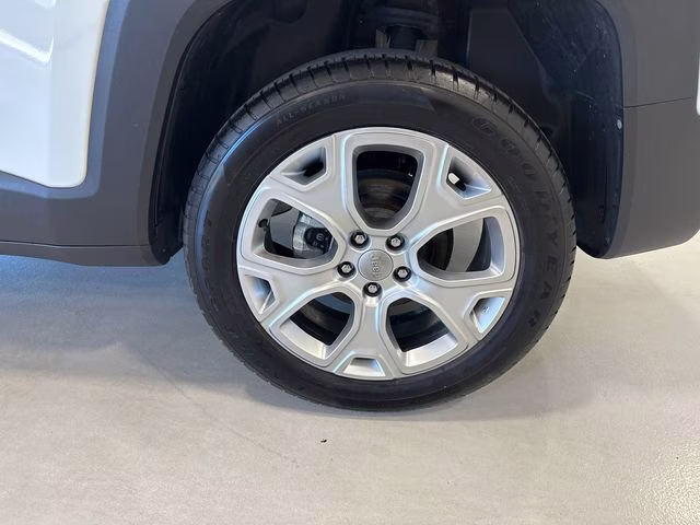 2022 Alpine White Clearcoat Jeep Renegade Limited 4X4 SUV