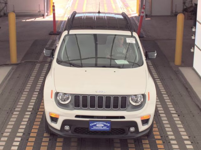 2022 Alpine White Clearcoat Jeep Renegade Limited 4X4 SUV