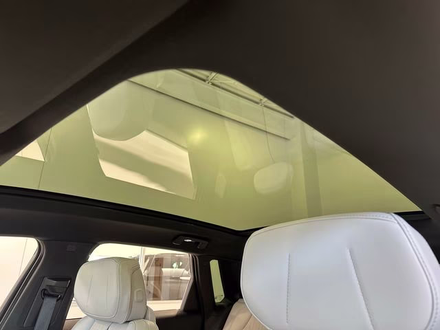 2025 Crystal White Tricoat Cadillac LYRIQ Luxury RWD SUV