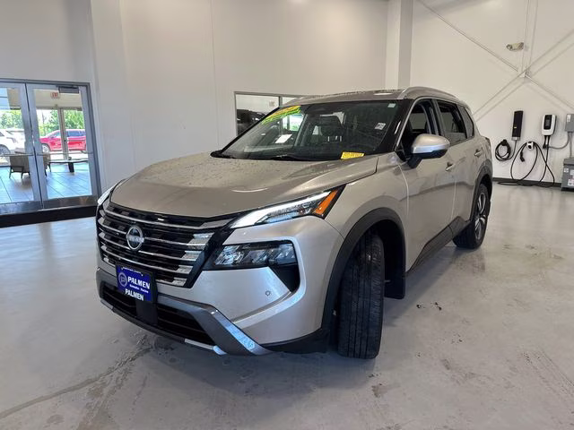 2024 Champagne Silver Metallic Nissan Rogue SL AWD SUV