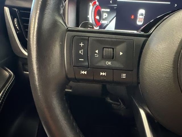2024 Champagne Silver Metallic Nissan Rogue SL AWD SUV