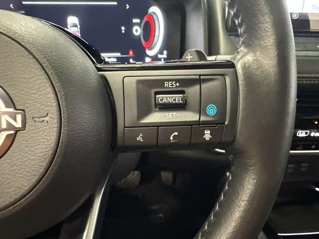 2024 Champagne Silver Metallic Nissan Rogue SL AWD SUV