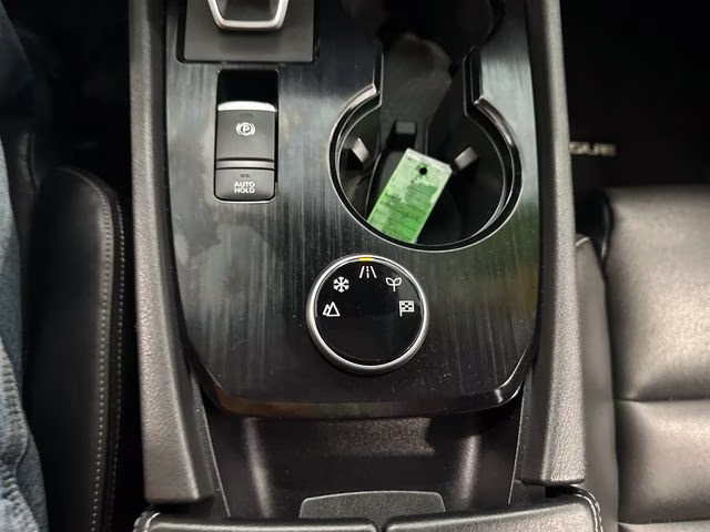 2024 Champagne Silver Metallic Nissan Rogue SL AWD SUV