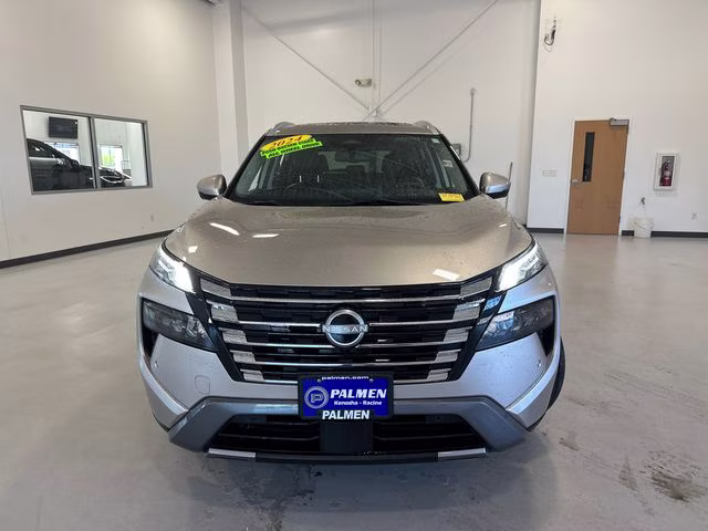 2024 Champagne Silver Metallic Nissan Rogue SL AWD SUV