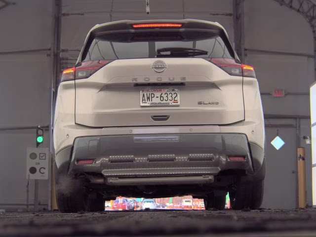 2024 Champagne Silver Metallic Nissan Rogue SL AWD SUV