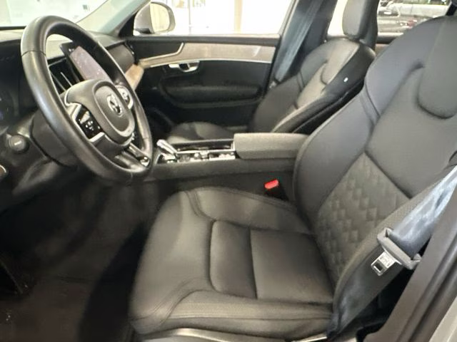 2025 Gray Volvo XC90 B6 Plus 7-Seater AWD SUV