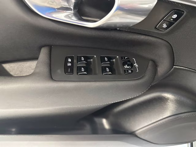 2025 Gray Volvo XC90 B6 Plus 7-Seater AWD SUV
