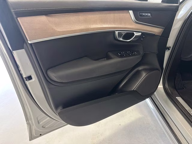 2025 Gray Volvo XC90 B6 Plus 7-Seater AWD SUV