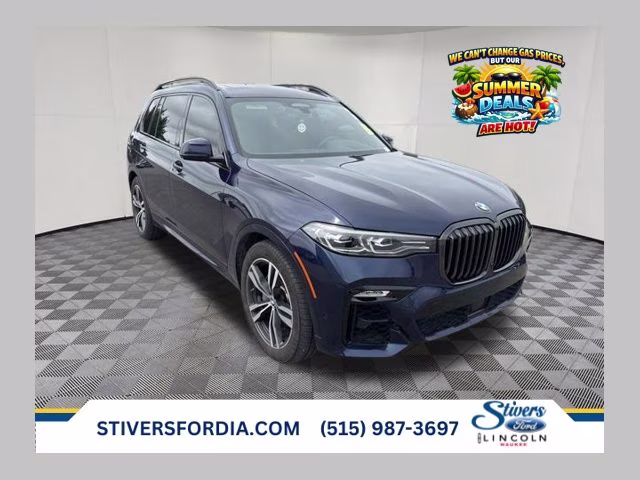 2022 BMW X7 xDrive40i's photo