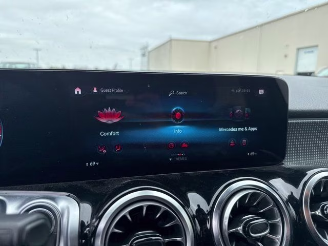 2023 Black Mercedes-Benz GLB GLB 250 AWD SUV