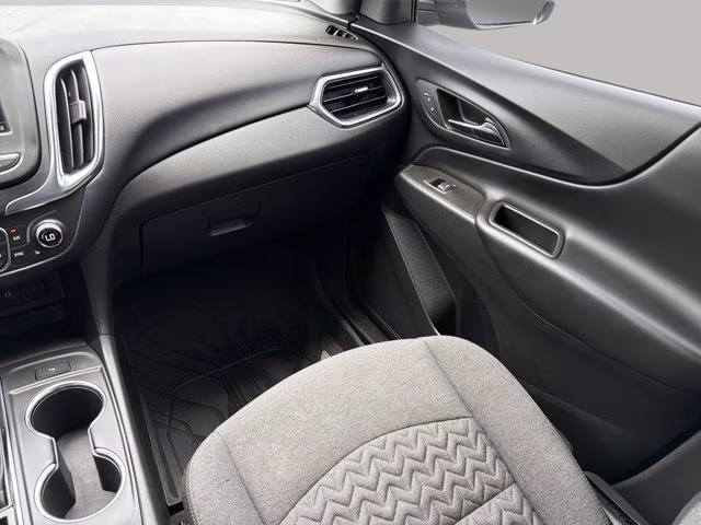 2023 Mosaic Black Metallic Chevrolet Equinox LT FWD SUV