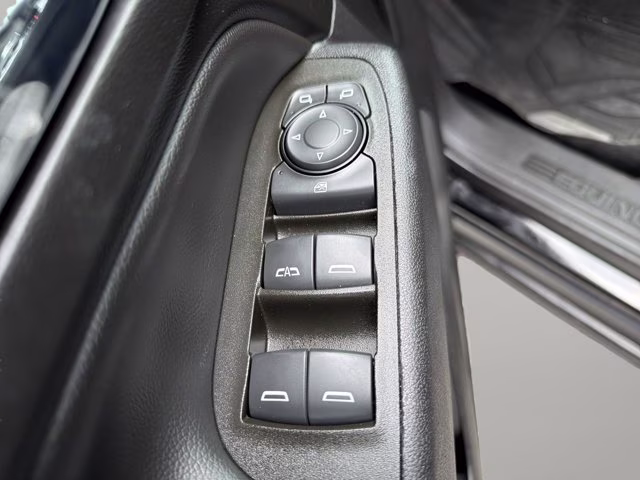 2023 Mosaic Black Metallic Chevrolet Equinox LT FWD SUV