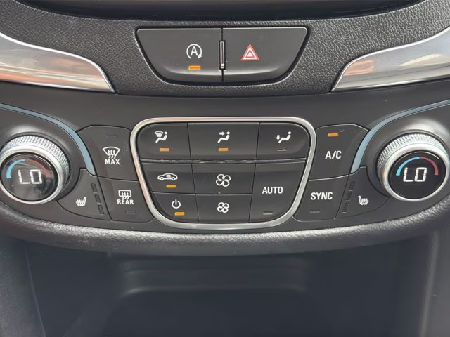 2023 Mosaic Black Metallic Chevrolet Equinox LT FWD SUV