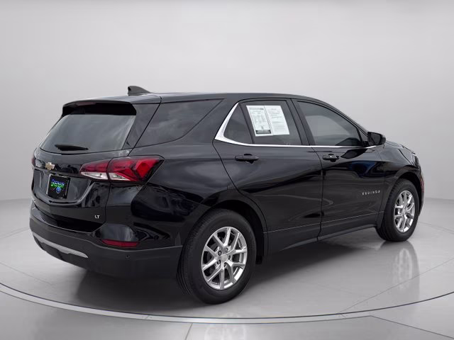 2023 Mosaic Black Metallic Chevrolet Equinox LT FWD SUV