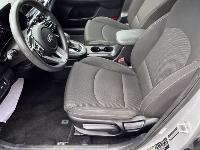 2019 Silky Silver Kia Forte LXS FWD Sedan