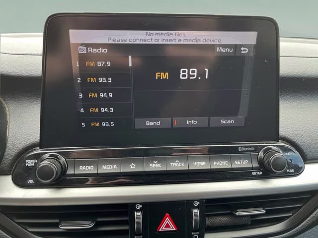 2019 Silky Silver Kia Forte LXS FWD Sedan