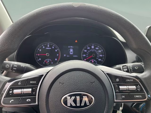 2019 Silky Silver Kia Forte LXS FWD Sedan