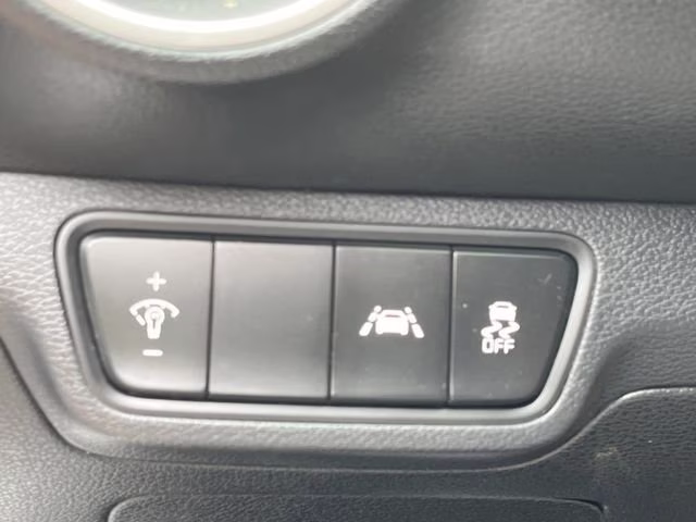 2019 Silky Silver Kia Forte LXS FWD Sedan